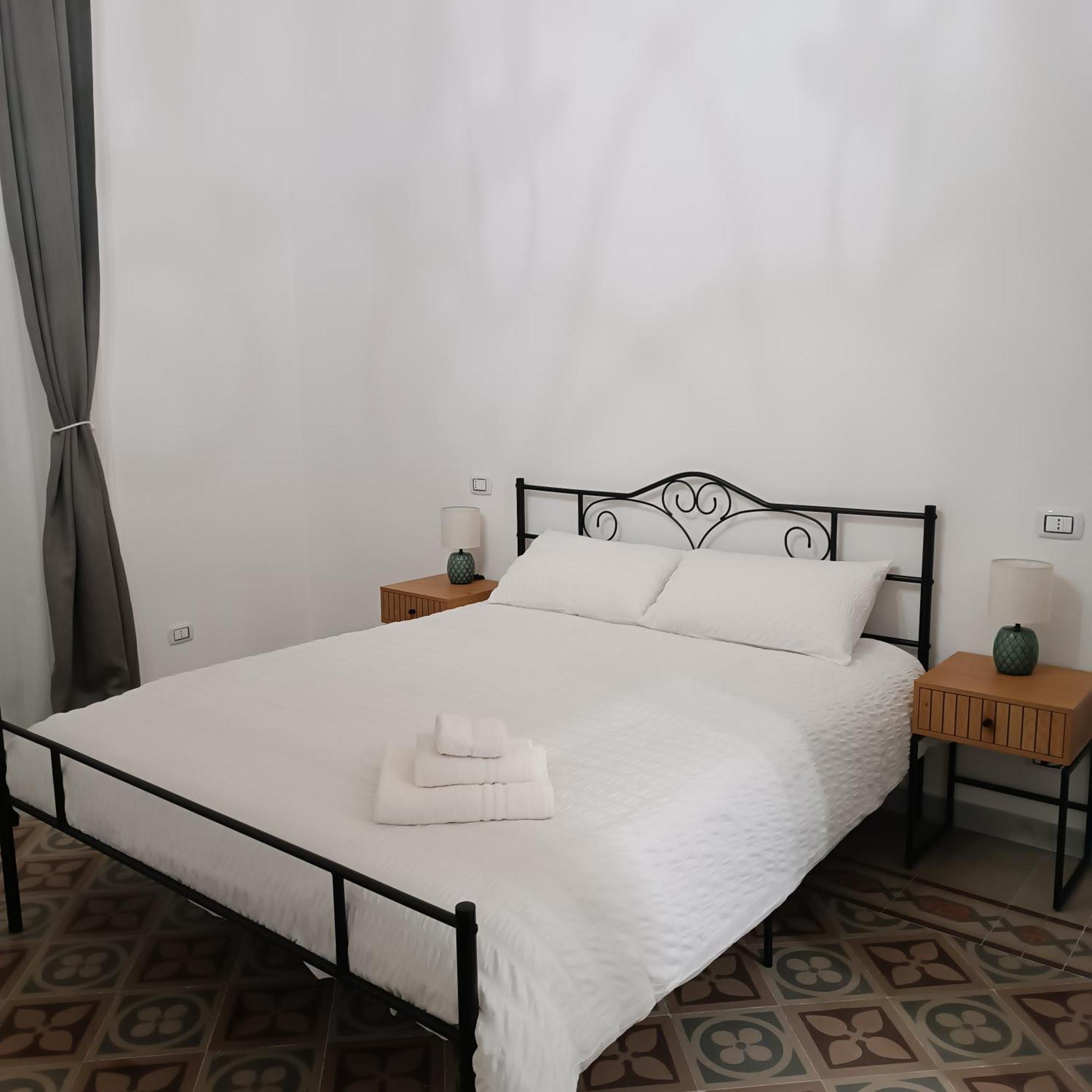 Dimora Tarantina Hotel Taranto Exterior photo